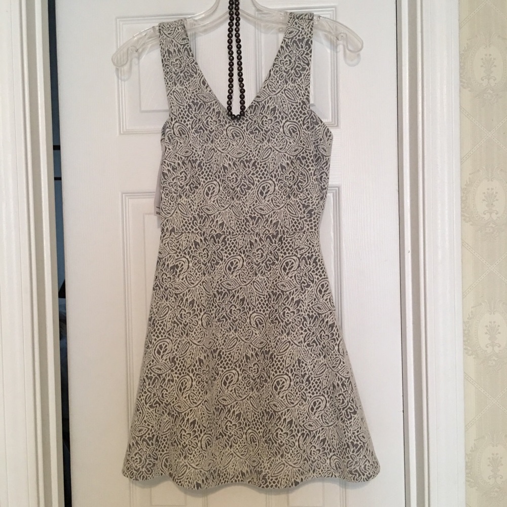 Breathtaking fit and flare dress!! 👗  SALE!!🌹